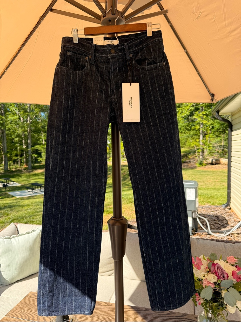 Moussy Vintage Syosset Pinstripe Straight Low-Rise Jeans - Picture 6 of 13